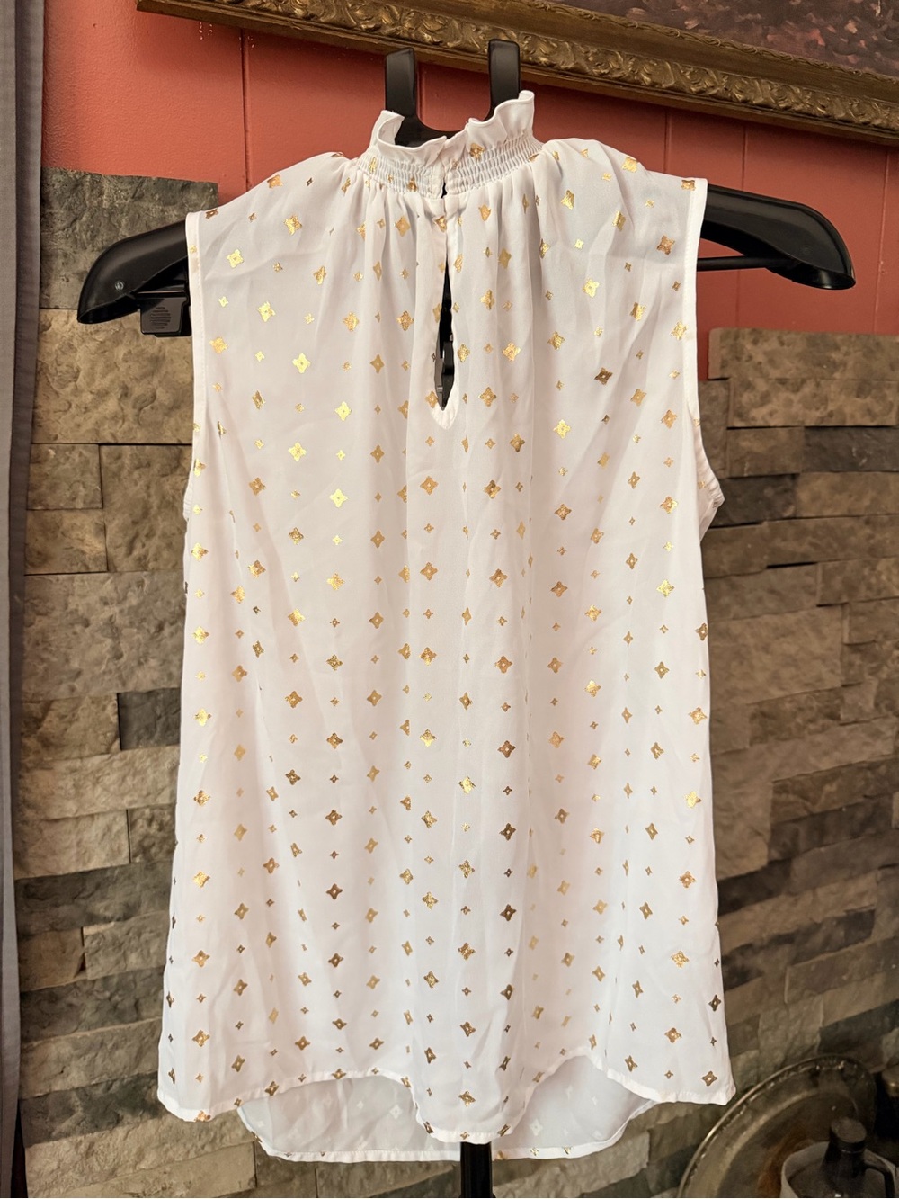 Worthington Women’s White Gold Metallic Foil Starburst Mock Neck Sleeveless